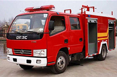 慶鈴五十鈴3-4方水罐消防車